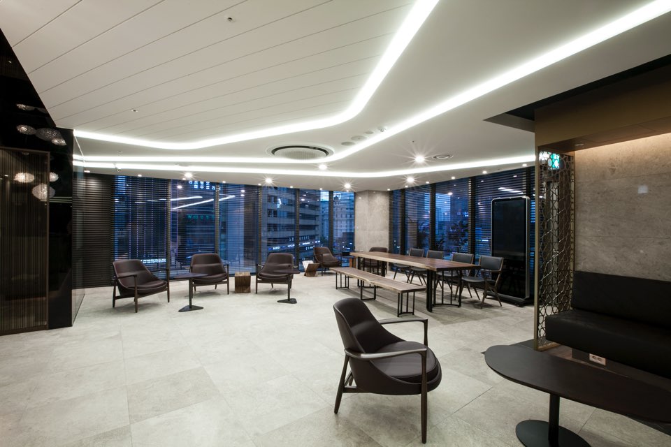 NB Plastic Surgery clinic interior