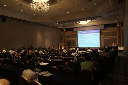 NB للجراحة التجميلية — المدير الرئيسي تشو هونغ كيو — 2010.09 ندوة بوولكيونغ لطب الجلدية (Audience)